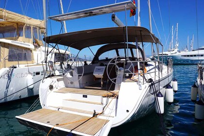 Rental Sailboat Bavaria Yachtbau Bavaria Cruiser 46 - 4 cab. Corfu