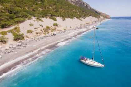Charter Sailboat Bavaria 47 Cruiser Sfakia