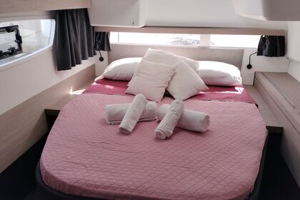 Czarter Katamaran  Isla 40[G] Miasto Metropolitalne Cagliari