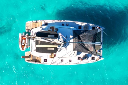 Charter Catamaran Lagoon Lagoon 46 Athens