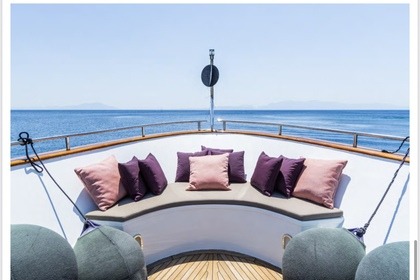 34m AX-Where the luxury meets the sea W49!