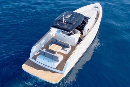 Hire Motorboat PARDO YACHTS PARDO 38 Grimaud