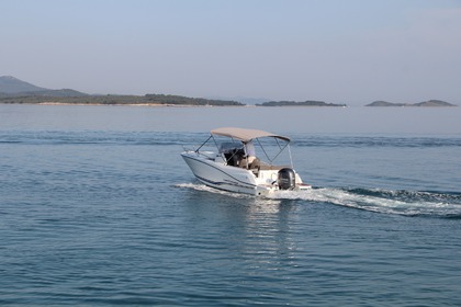 Hire Motorboat Jeanneau Cap Camarat 6.5 Cc Biograd na Moru