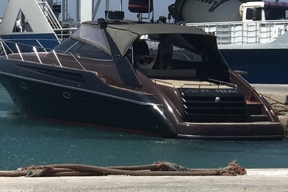 Hyra båt Motorbåt Sunseeker 47 Sunseeker 47 Glifada