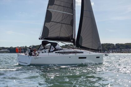 Charter Sailboat Jeanneau Sun Odyssey 380 Makkum
