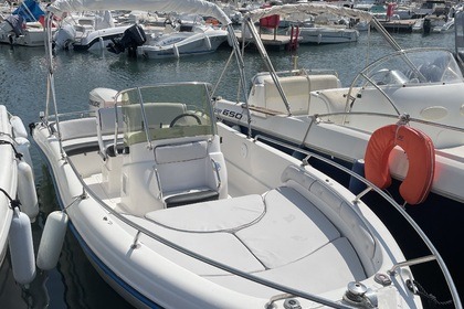 Location Bateau à moteur Ranieri International Saint-Cyr-sur-Mer