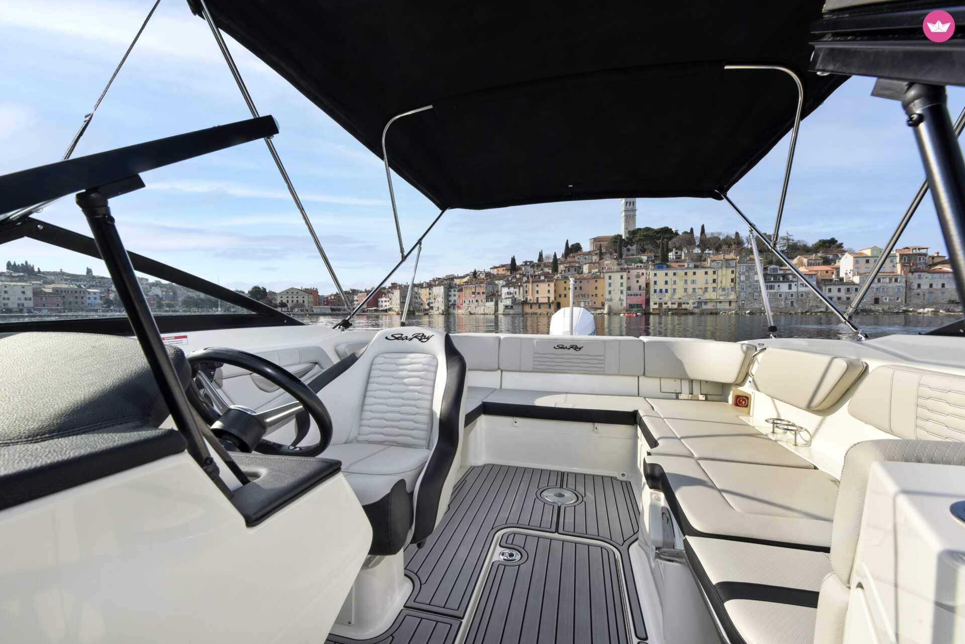 Bateau à moteur Sea Ray 210 Spx 200cv 7