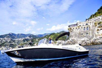 Hire Motorboat Quicksilver Activ 675 Sundeck Amalfi