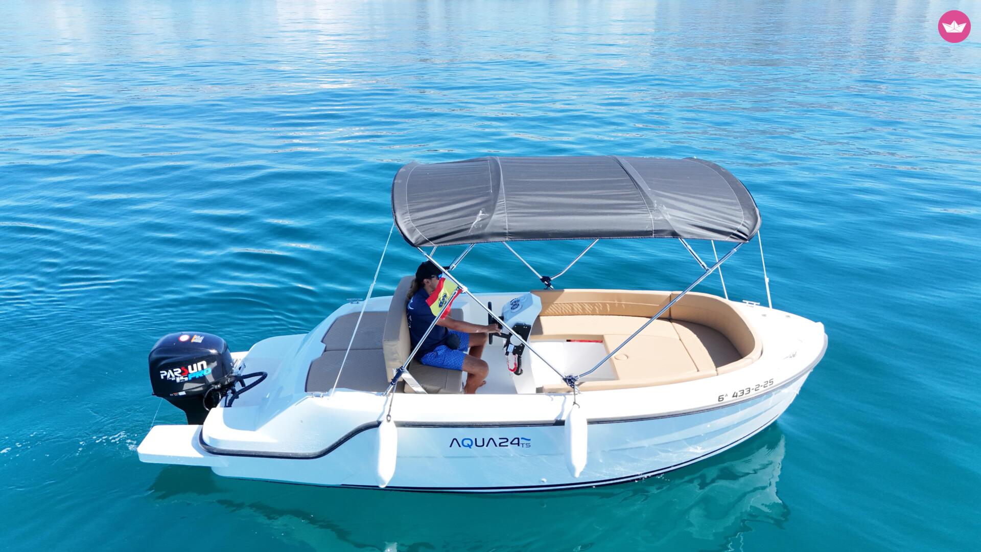Bateau sans permis BARCO PRIVADO PARA VISTAMIENTO DE DELFINES 15cv 7