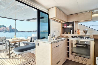Hyra båt Katamaran Lagoon-Bénéteau Lagoon 51 OW - 4 + 1 cab. Trogir