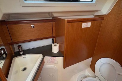 Verhuur Zeilboot Bavaria Yachtbau Bavaria Cruiser 34 Murter-Kornati