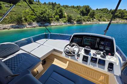 Hyra båt Motorbåt Sealine Sealine F430 Brač