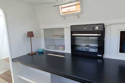 CATAMARÁN NUEVO A ESTRENAR