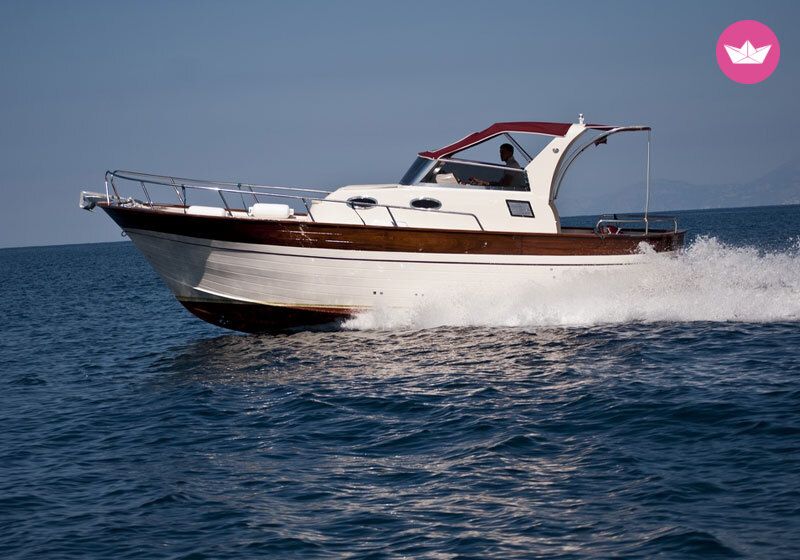 Bateau à moteur GOZZO