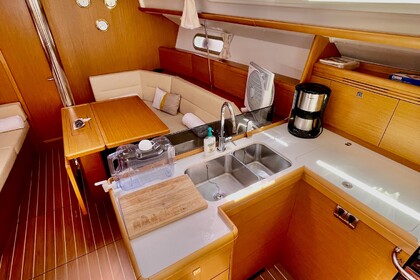 Velero Jeanneau Sun Odyssey 42i 12.85m