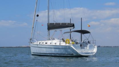 Charter Sailboat Beneteau Cyclades 43.4 La Trinité-sur-Mer