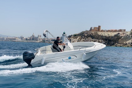 Hyra båt RIB-båt Pacific Craft Open 545 Marseille