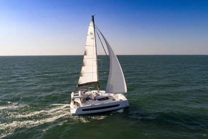 Hire Catamaran 15 BALI CATSPACE -SA (4D/2C) Cogolin