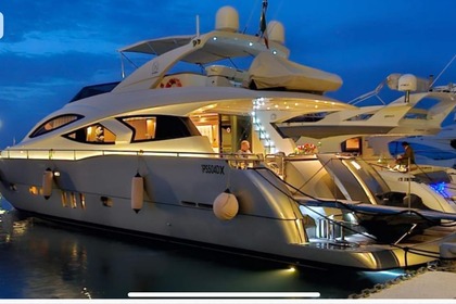 Aluguel Iate a motor Luxury yacht Filippetti 24 metri Porto Cervo