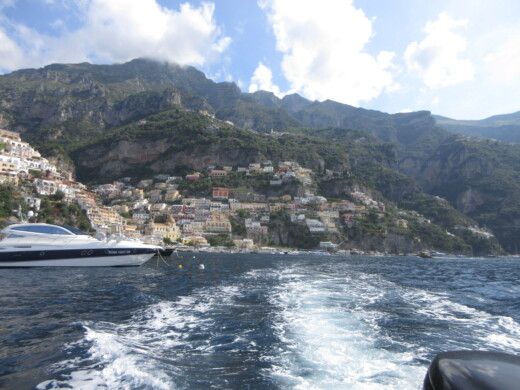 Sorrento Motorboat Ranieri Shadow 24 alt tag text