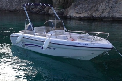 Charter Motorboat RANIERI 590 Palaiokastritsa