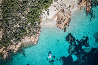 Charter Catamaran lady Hawke 33 cabin La Maddalena