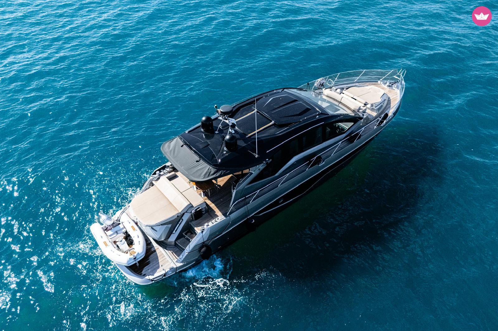 Bateau à moteur Cranchi