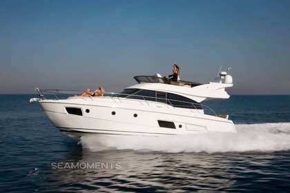 Hire Motorboat Bavaria Virtess 420 Fly Palma de Mallorca