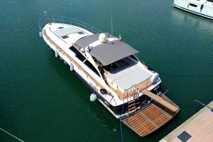 Noleggio Barca a motore Cantieri Navali del Golfo Ipanema 53 Torre Annunziata