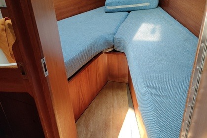 Hire Sailboat Grand Soleil Grand Soleil 35 Torre del Greco