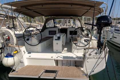 Location Voilier Jeanneau Sun Odyssey 410 - 3 cab. Saint-Mandrier-sur-Mer