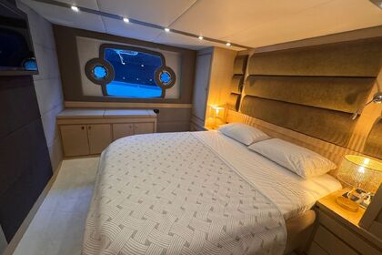 Hyra båt Motorbåt 2014 Model | Fully Refit in 2025 – Turnkey Luxury Generous Living Spaces for Relaxation and Entertai Bodrum