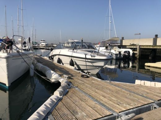 motorboot mieten laboe