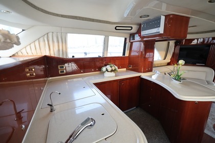 Sea Ray 63ft