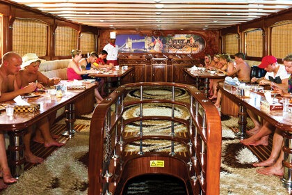 **Shared Romantic Full-Day Yacht Cruise to Ras Mohamed & White Island**