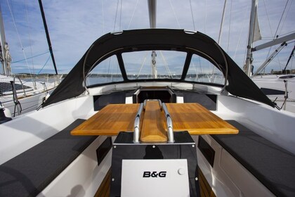 Hyra båt Segelbåt HANSE 388 Ičići