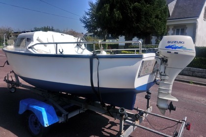 Charter Motorboat JEANNEAU Cap breton Lanester