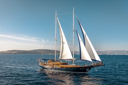 Charter Sailboat Custom Made Smart Spirit Trogir