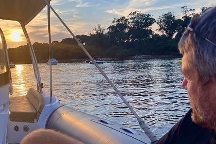 Hire Motorboat Sunset À partir de 2 personnes Antibes