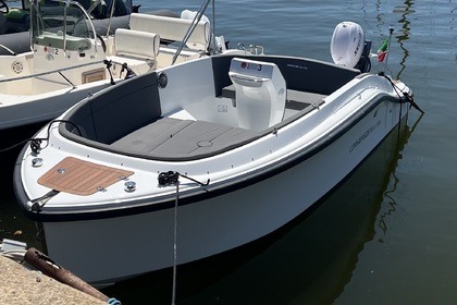 Miete Motorboot CORSIVA YACHTING CORSIVA 605 NEW AGE Viareggio