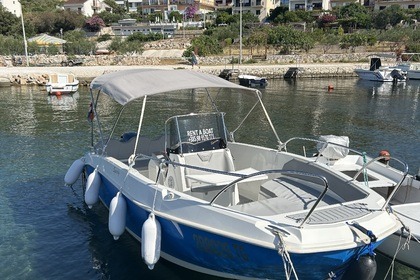 Charter Motorboat Cantiere Nautico Speddy Cayman 585 Trogir