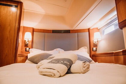 Hyra båt Segelbåt  Moody 64 Korfu