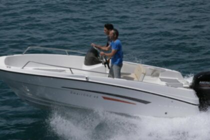 Miete Boot ohne Führerschein  Karnic Smart 1-48 Santorin