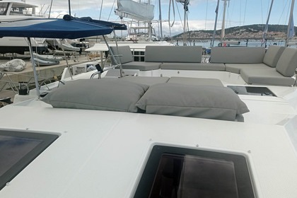 Location Catamaran Fountaine Pajot Fountaine Pajot Elba 45 Trogir