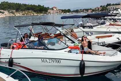 Location Bateau à moteur Jeanneau Cap Camarat 6.5 Br Makarska