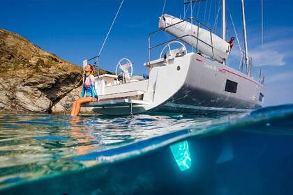 Hire Sailboat Beneteau Oceanis 46.1 Turgutreis