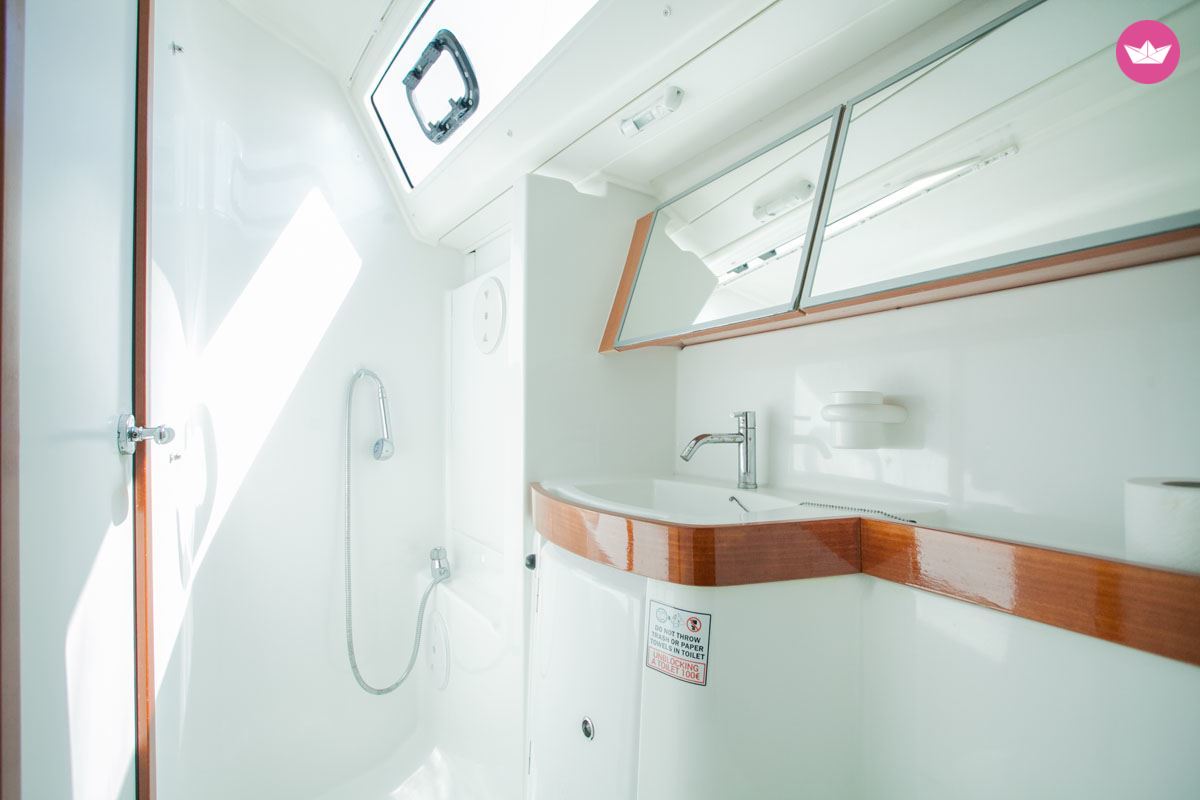 Beneteau Oceanis 40 in Trogir for hire