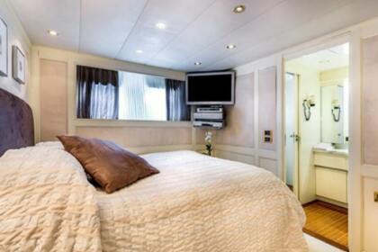 Ваша лодка для великолепного дня!