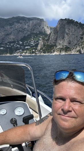 Torre Annunziata Without license Barqua Q20 alt tag text