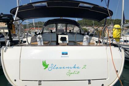 Location Voilier Bavaria Yachtbau Bavaria Cruiser 46 - 4 cab. Split